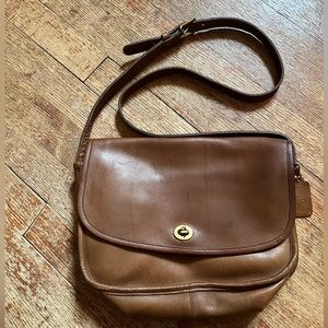 Vintage Coach City Bag